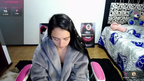 Snapshot of lika_little3 chatting on 01.30.25 Liika online show from 01.30.25