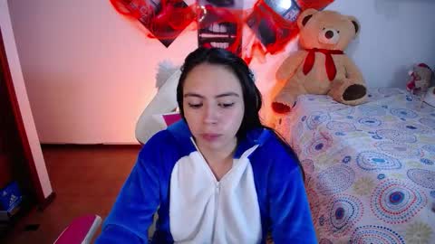 Snapshot of lika_little3 chatting on 11.08.25 Liika online show from 11.08.25