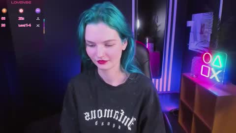 lika_sky online show from 11.25.25