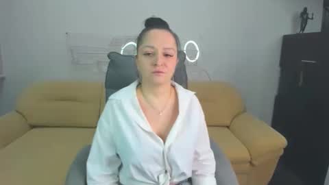 Snapshot of likaa_likaa chatting on 02.12.26 Lika online show from 02.12.26
