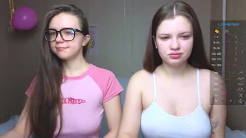 Snapshot of like_sun chatting on 12.12.24 Call me Anna online show from 12.12.24