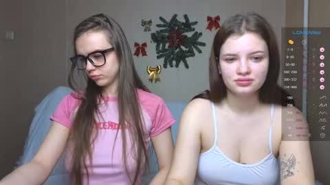 Snapshot of like_sun chatting on 12.29.24 Call me Anna online show from 12.29.24