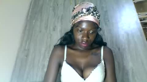 lil6041 online show from 10.28.25