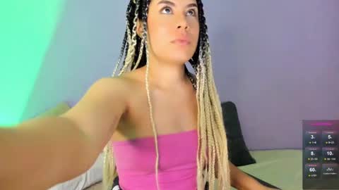 Snapshot of lil_swaay chatting on 02.10.25 Lola online show from 02.10.25