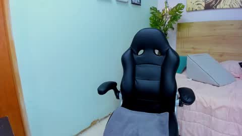 LILA online show from 03.04.25