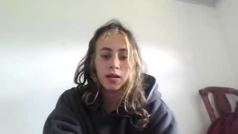 Snapshot of lila_herz chatting on 05.10.26 Ren online show from 05.10.26