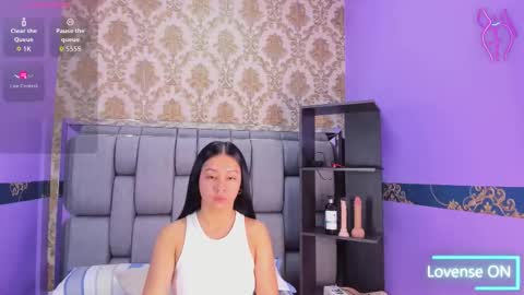 Snapshot of lila_pinky chatting on 11.03.25 L I L A online show from 11.03.25