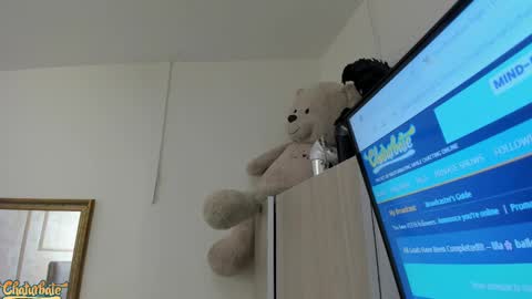 lila bailey  online show from 10.19.25