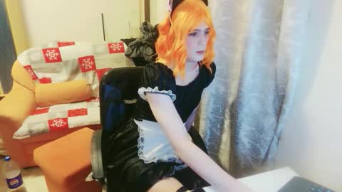 Snapshot of lilah_ts chatting on 10.23.25 lilah_ts online show from 10.23.25