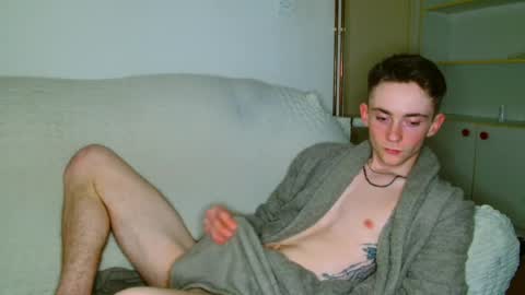 Snapshot of lilbearxxxx chatting on 05.19.26 lilbearxxxx online show from 05.19.26