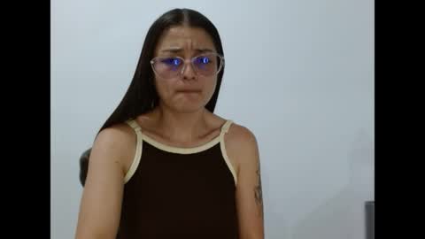 Snapshot of lilcoralinne_0 chatting on 06.04.26 Valeri Villalobos IG villa lobosvaleri online show from 06.04.26