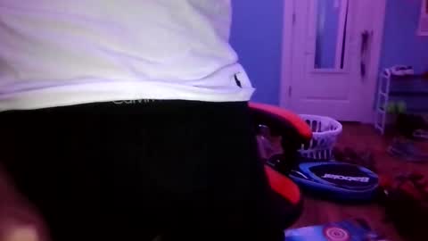 lilcruz31 online show from 05.18.26