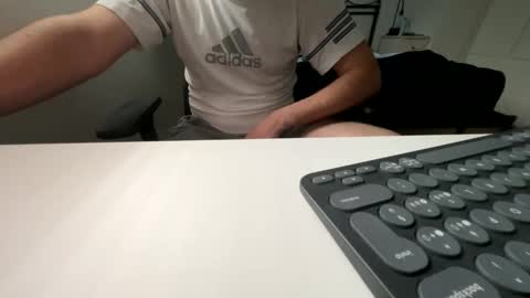 Snapshot of lile022 chatting on 05.15.26 Lile online show from 05.15.26