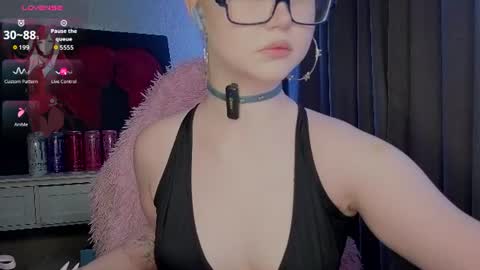 Snapshot of lilhornyprincess chatting on 07.27.26 Nika and Lori online show from 07.27.26