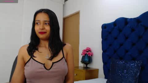 Snapshot of lili666_ chatting on 05.12.26 Lili online show from 05.12.26