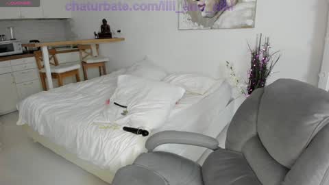 Lilith Nickol online show from 01.31.25