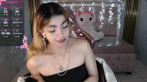 Snapshot of lili_conor_s chatting on 09.21.25 Lili online show from 09.21.25