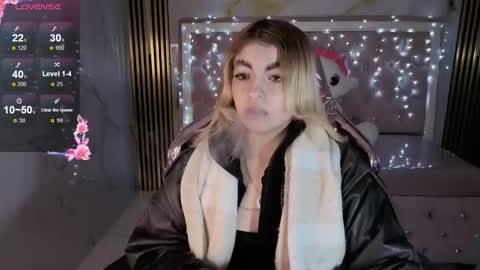 Snapshot of lili_conor_s chatting on 11.08.25 Lili online show from 11.08.25