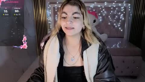 Snapshot of lili_conor_s chatting on 11.13.25 Lili online show from 11.13.25