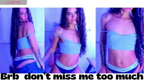 lili_evanss online show from 10.10.25