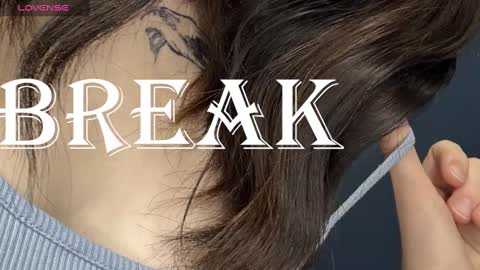 Snapshot of lili_flowerr chatting on 02.17.25 Lilli follow me kiss online show from 02.17.25