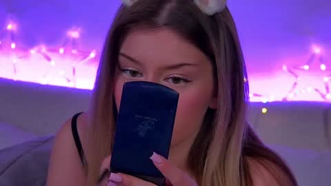 Mia online show from 01.13.25