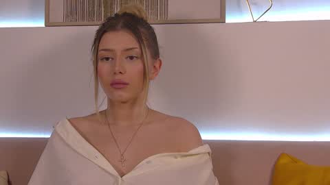 Mia online show from 01.27.25