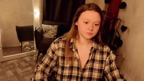 Lilian online show from 04.14.26