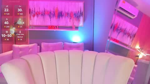 holis soy lily chang no olvides el pulgar arriba es muy importante para mi 3 independent model online show from 01.31.26