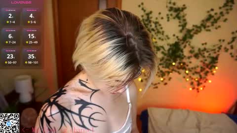 Lilian online show from 12.02.25