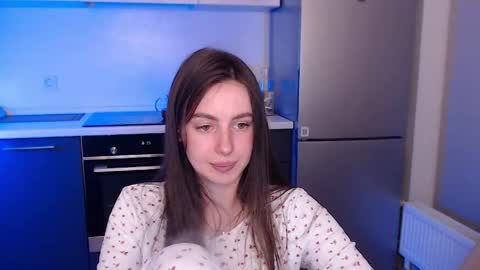 Snapshot of liliatlu chatting on 04.27.26 Lilu online show from 04.27.26