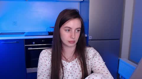 Snapshot of liliatlu chatting on 04.28.26 Lilu online show from 04.28.26