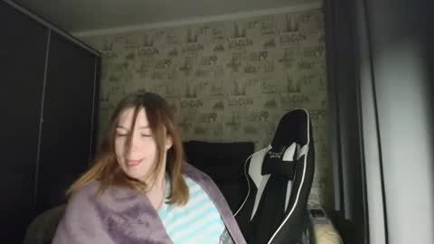 liliawoolf online show from 01.11.26