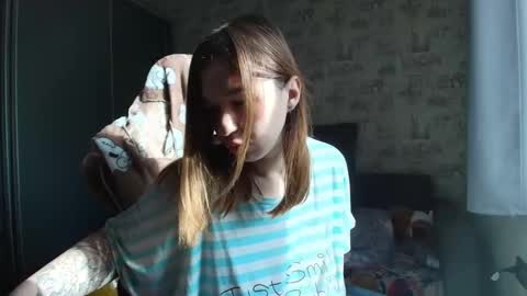 liliawoolf online show from 03.24.26