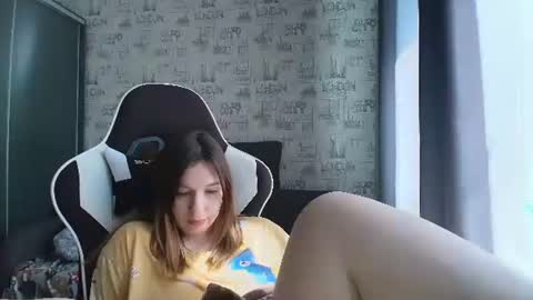 liliawoolf online show from 04.06.26