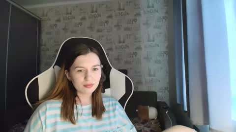 liliawoolf online show from 04.11.26