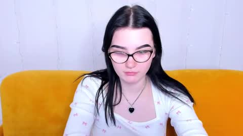 Snapshot of lilibethxx chatting on 12.08.24 lilibethxx online show from 12.08.24