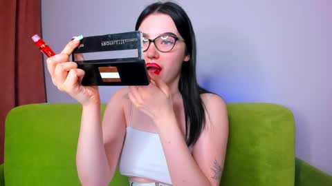 Snapshot of lilibethxx chatting on 12.11.24 lilibethxx online show from 12.11.24