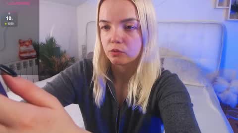 Lilie online show from 02.25.25