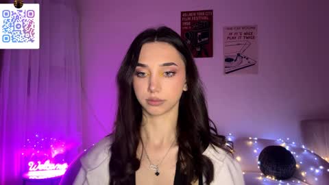 Lina online show from 04.05.26