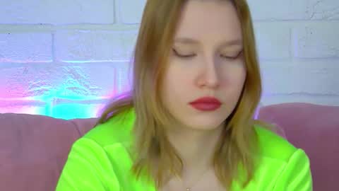 LiliLinn online show from 03.17.26