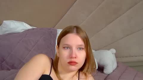 LiliLinn online show from 06.13.26