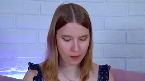 LiliLinn online show from 06.18.26