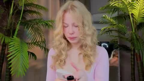 Snapshot of lililok101 chatting on 03.04.26 lililok101 online show from 03.04.26