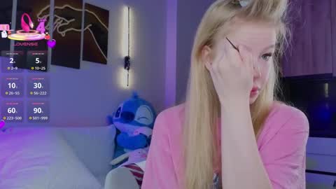 Snapshot of lililok101 chatting on 04.02.26 lililok101 online show from 04.02.26