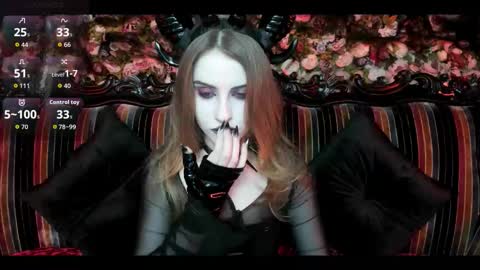 Snapshot of lilit_el_ chatting on 10.29.25 lilit_el_ online show from 10.29.25