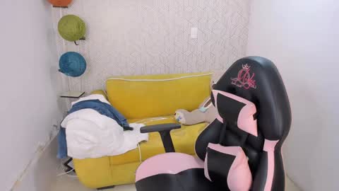 Leidy online show from 12.28.24