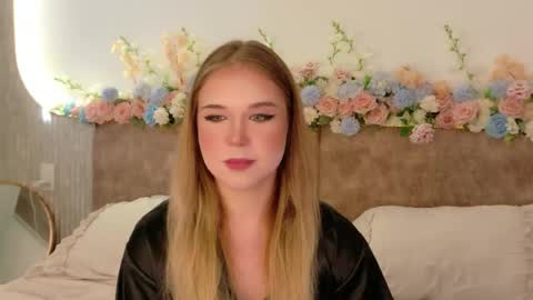 Lilith Bonheur online show from 04.28.26