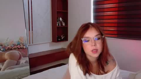 Lilith Bonheur online show from 06.11.26