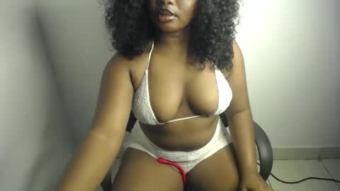 Snapshot of lilith_lala chatting on 02.06.26 tina online show from 02.06.26